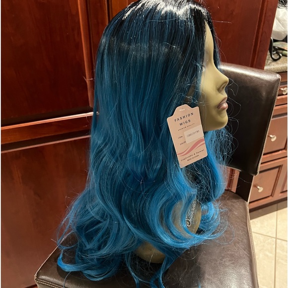 Ombré Wig - Picture 2 of 9